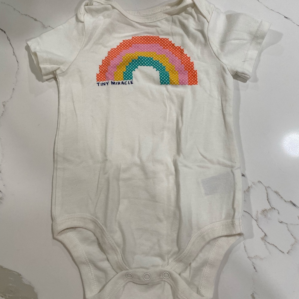 🍀Cat and jack onesie 6-9 months